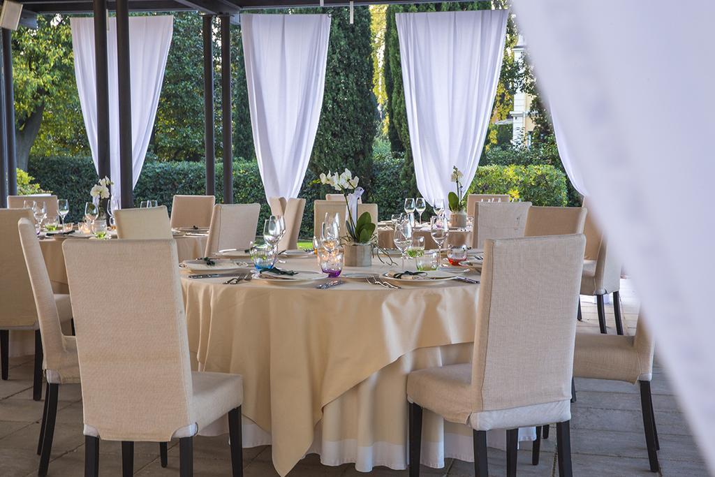 Hotel Acquaviva Del Garda Desenzano del Garda Buitenkant foto