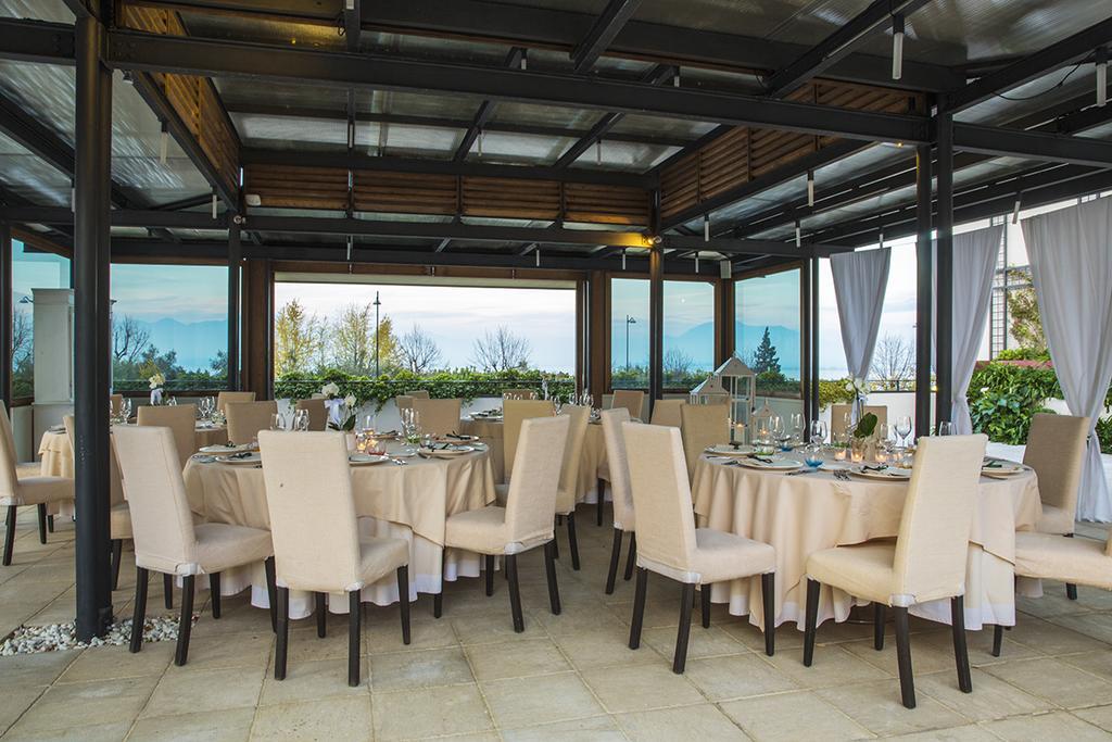 Hotel Acquaviva Del Garda Desenzano del Garda Buitenkant foto